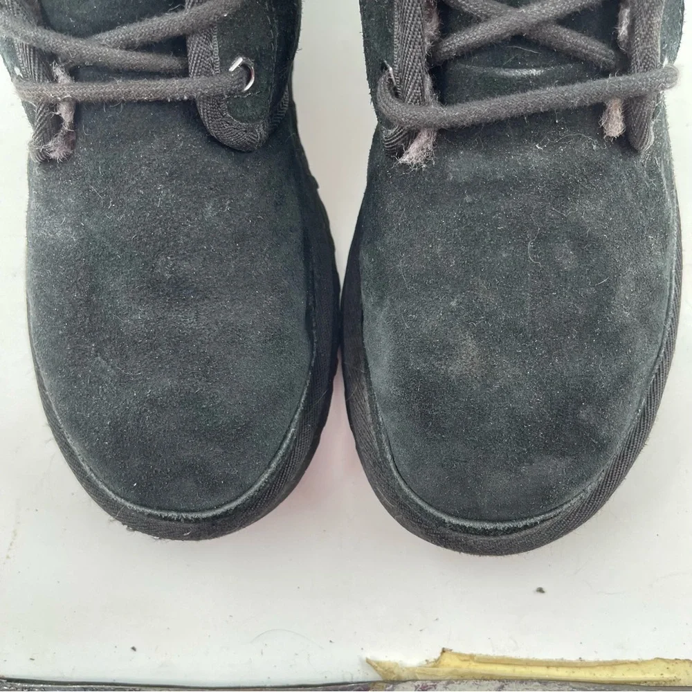 Ugg Men’s Neumel - Size 7 -Black Grey Lined Lace-Up Chukka Winter Boot